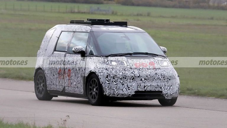 zeekr-robotaxi-2023-fotos-espia-202291238-1668613758_16