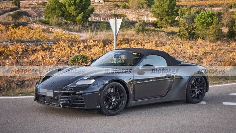 porsche-718-boxster-electrico-fotos-espia-2024-202291296-1668791734_13
