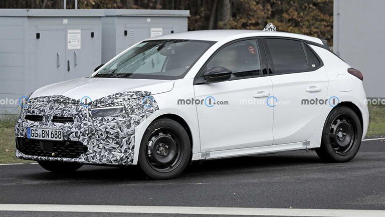 opel-corsa-facelift-new-spy-photo (1)