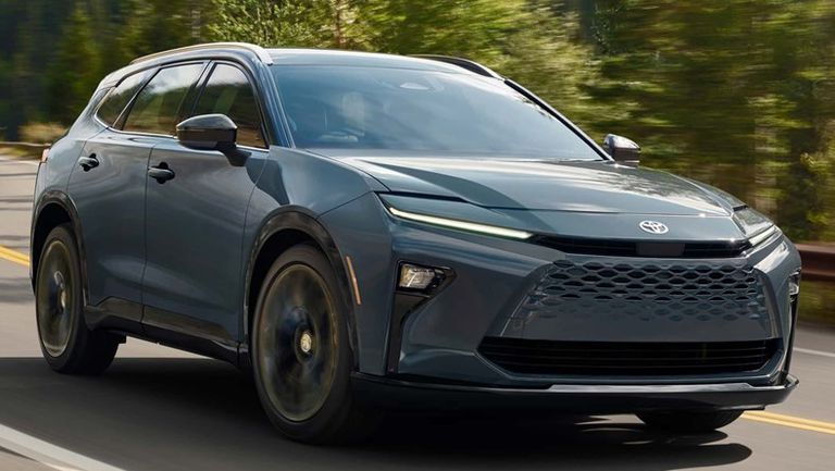 تويوتا كراون 2025