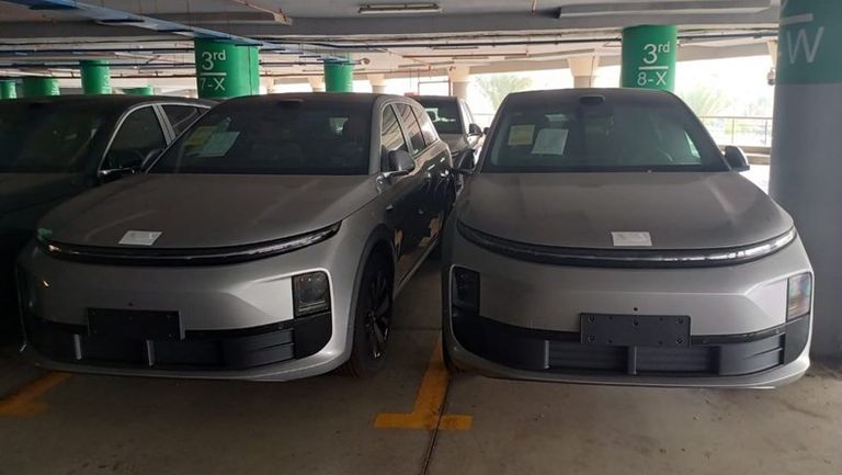 سيارات لي أوتو