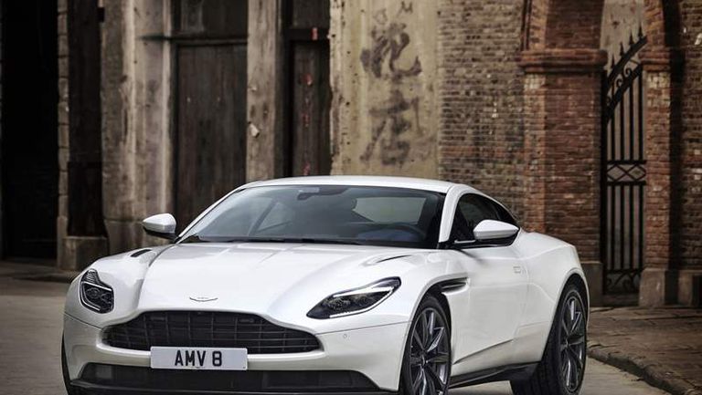 Aston_Martin-DB11_V8-2018-1024-01