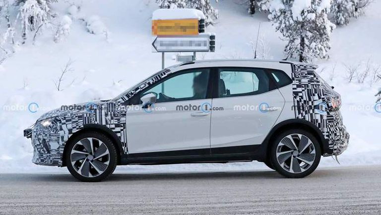 seat Arons FaceLeft 2021 - alam al sayarat (3)