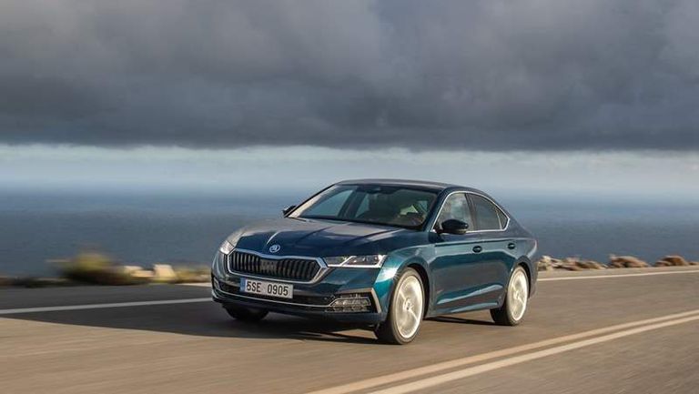 Skoda-Octavia-2020-1024-0b
