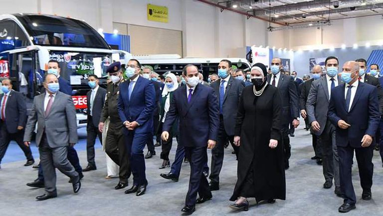 السيسي يفتتح معرض الغاز