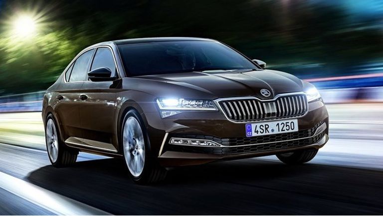 Skoda-Superb 2020-1