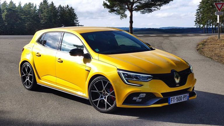 renault-megane-r.s.-trophy-2021 (3)