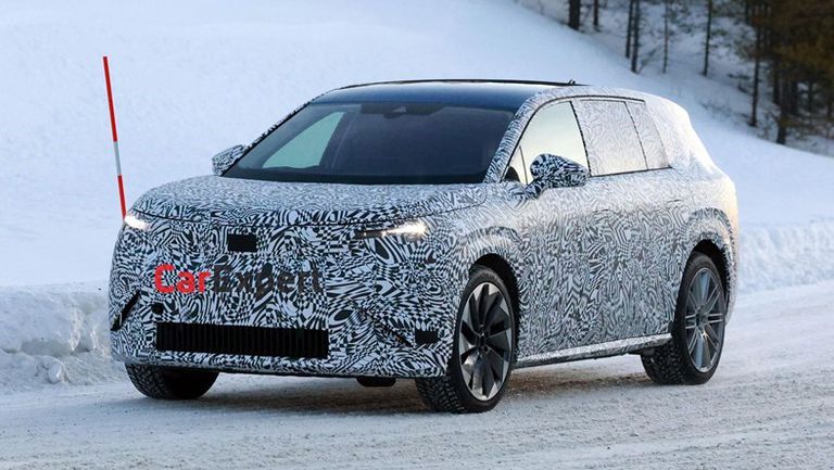 2026-skoda-space-spy-pics-5 (1)