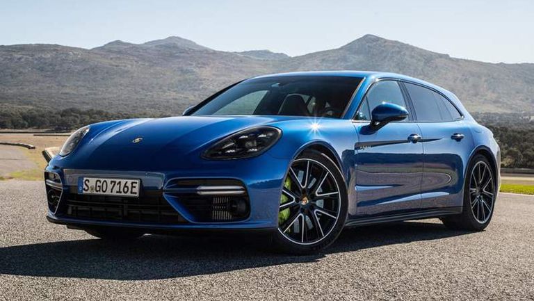 Porsche-Panamera_Turbo_S_E-Hybrid_Sport_Turismo-2018-1024-01