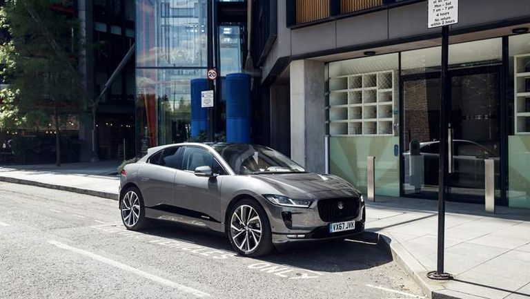 04c1bc1b-jaguar-i-pace-2