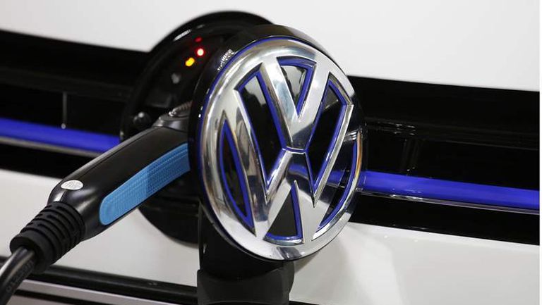 BN-WE811_3iuPE_OR_20171117093905