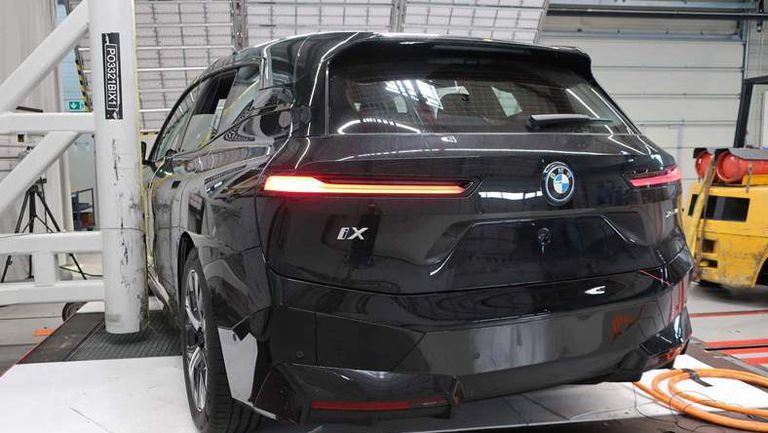 bmw ix euroncap-crash test 0