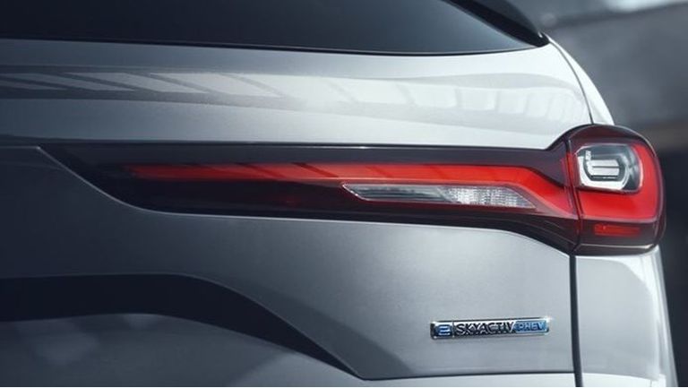 mazda-cx-90-teaser-2023-202291826-1671013269_1