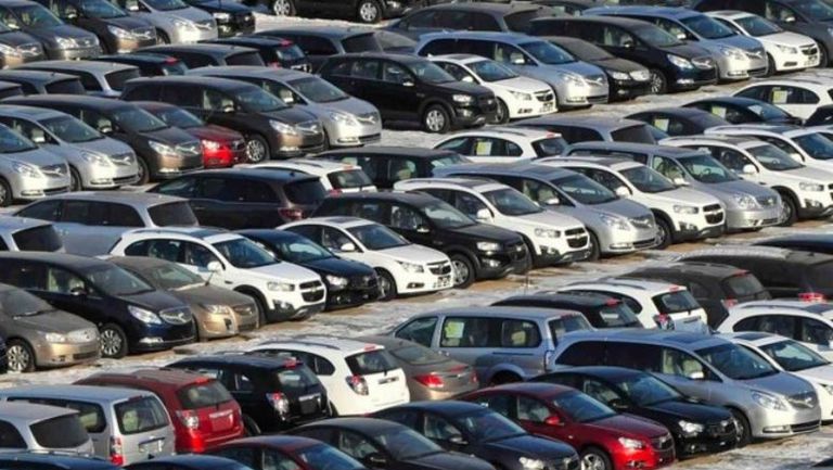 تراخيص السيارات بوحدات المرور