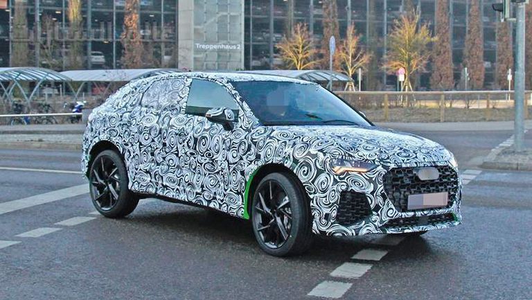 77168e6f-2020-audi-rs-q4-01