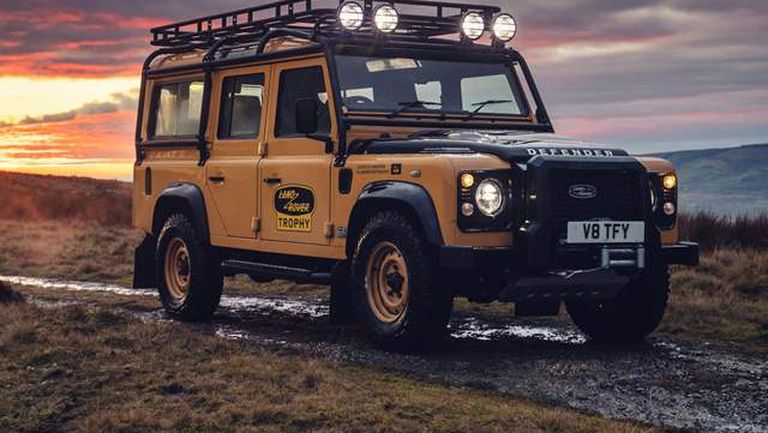 Land_Rover-Defender_Works_V8_Trophy-2021-1024-01
