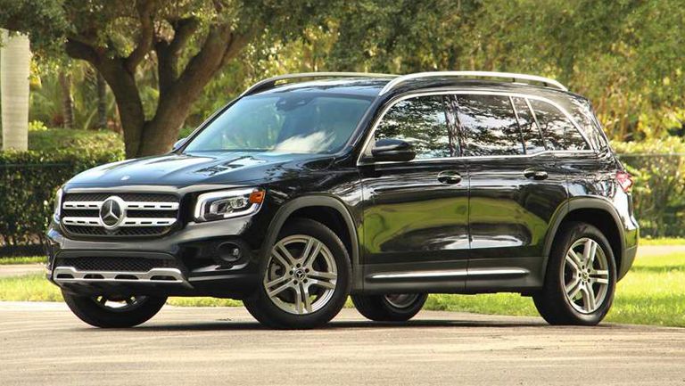 2020-mercedes-benz-glb-front