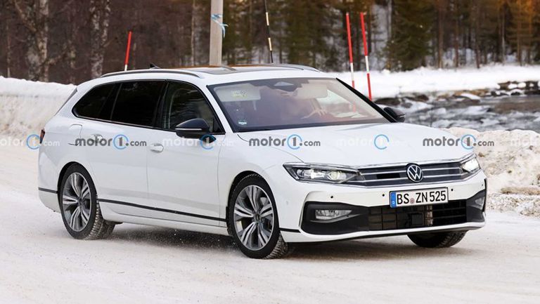2024-volkswagen-passat-wagon-front-view-spy-photo