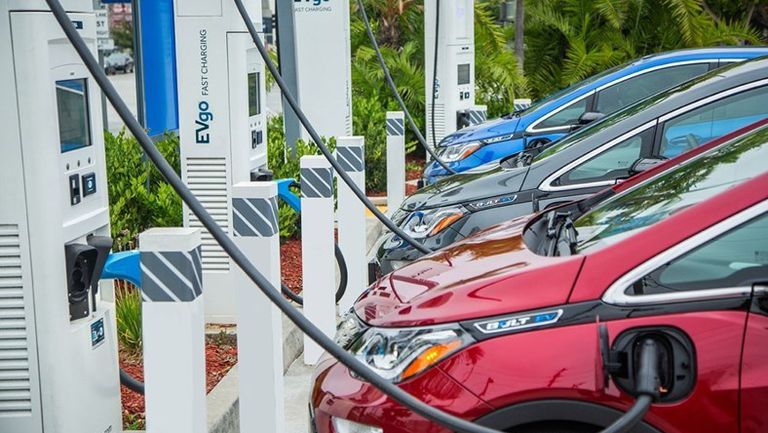 السيارات الكهربائية