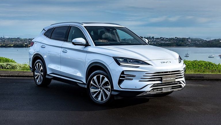 بي واي دي سي لايون 6