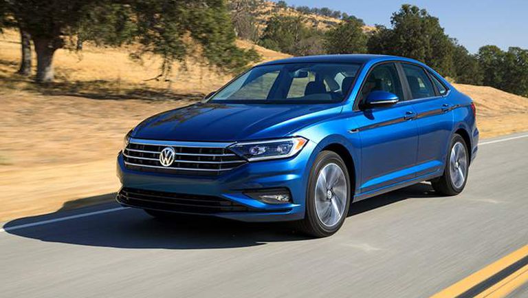 2019-Volkswagen-Jetta-910