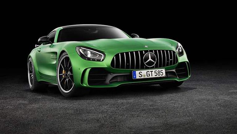 2018-Mercedes-AMG-GT-R-910