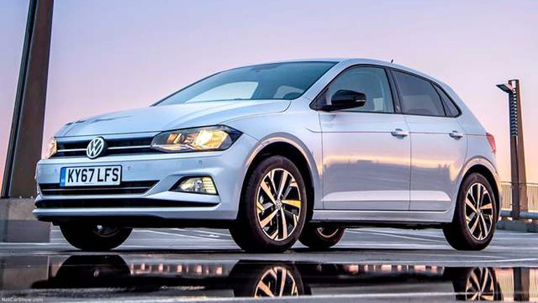 Volkswagen-Polo_UK-Version-2018-1600-01