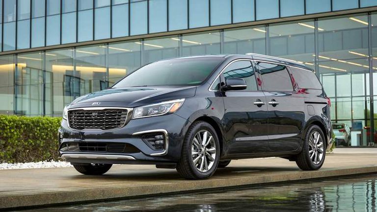 2019-kia-sedona