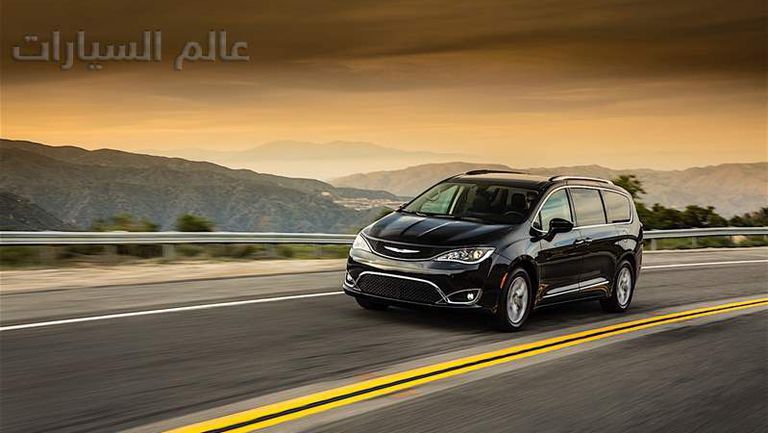 11-year-old-kid-steals-moms-chrysler-pacifica-causes-mayhem-133155_1