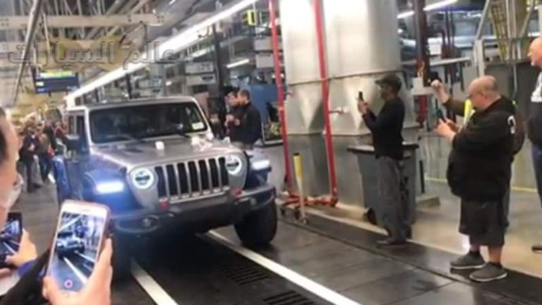 2020-jeep-gladiator-enters-production-in-toledo-133138_1