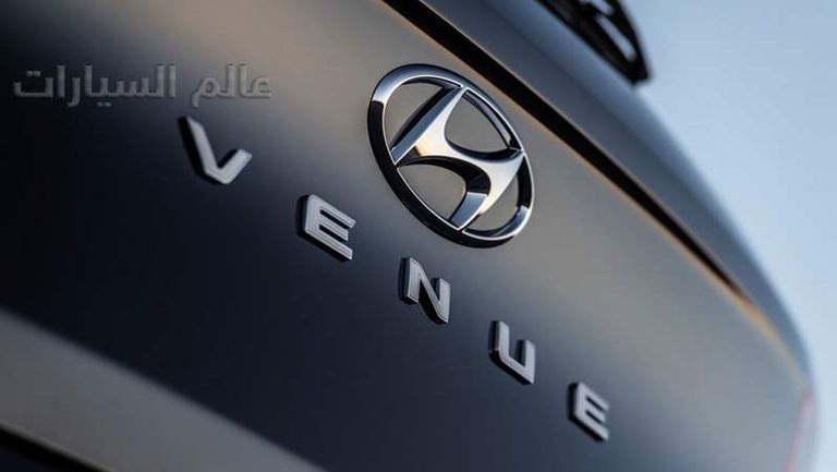 59202935-hyundai-venue-3