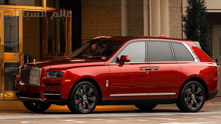 Mandarian-Oriental-Rolls-Royce-Cullinan-Side