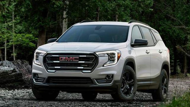 GMC-Terrain_AT4-2022-1024-01