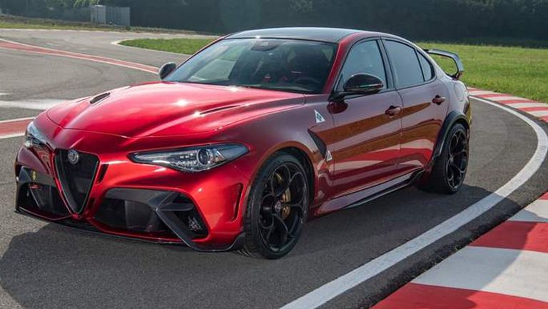 Alfa_Romeo-Giulia_GTA-2021-1024-01