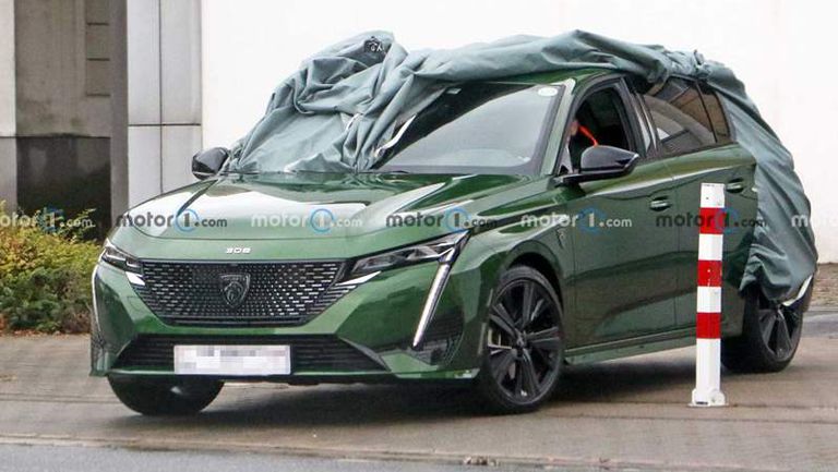 peugeot-308-revealing-spy-photo- 2