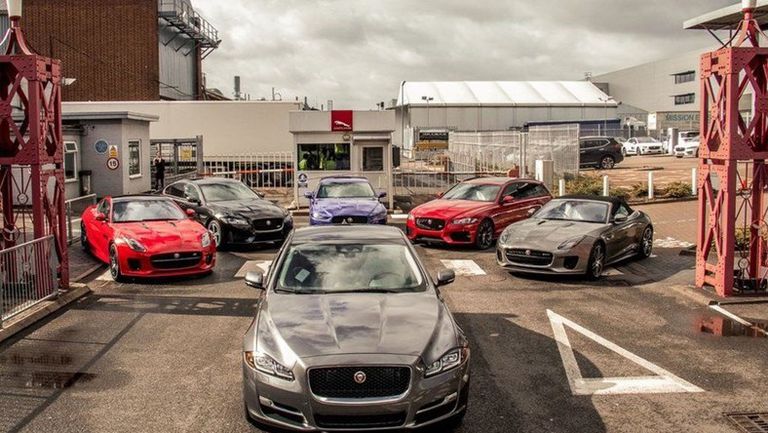 جاجوار لاند روفر توقف بيع السيارات لروسيا