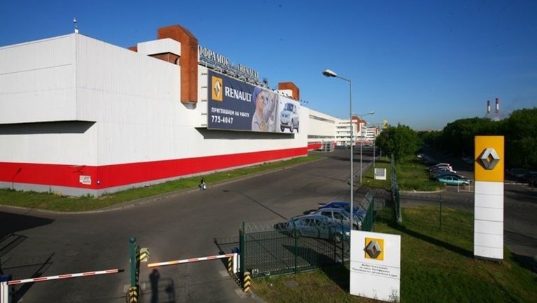 رينو تستأنف الإنتاج في مصنع موسكو