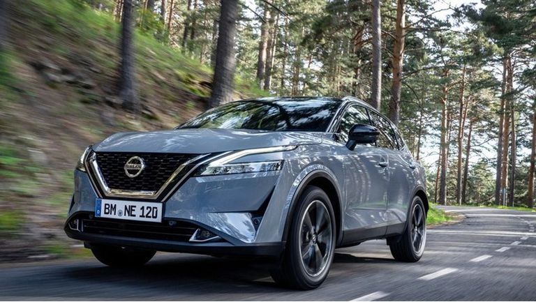 نيسان قاشقاي