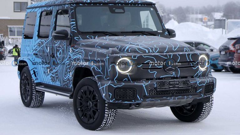 mercedes-benz-eqg-front-view-spy-photo