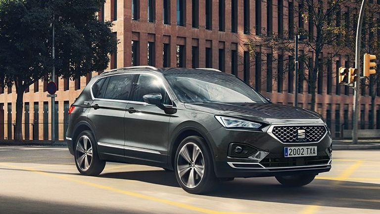 new-seat-tarraco-exterior-view-driving-front