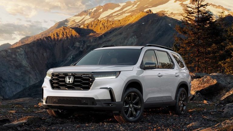 2025-honda-pilot-adds-black-edition-to-the-roster-comes-with-increased-base-price_1