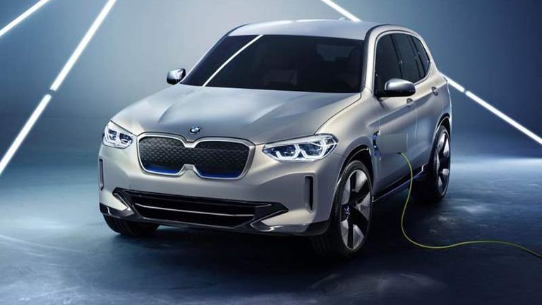p90301499_highres_bmw-concept-ix3-04-2
