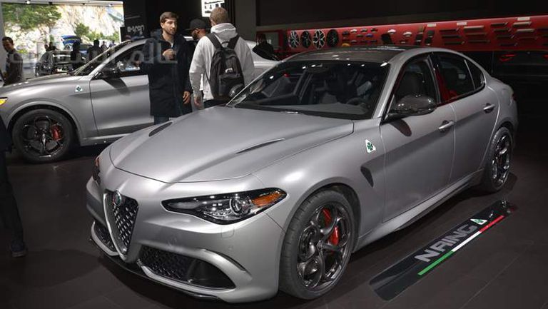 965fa28e-alfa-giulia-stelvio-qv-nring-livepics-ny-1