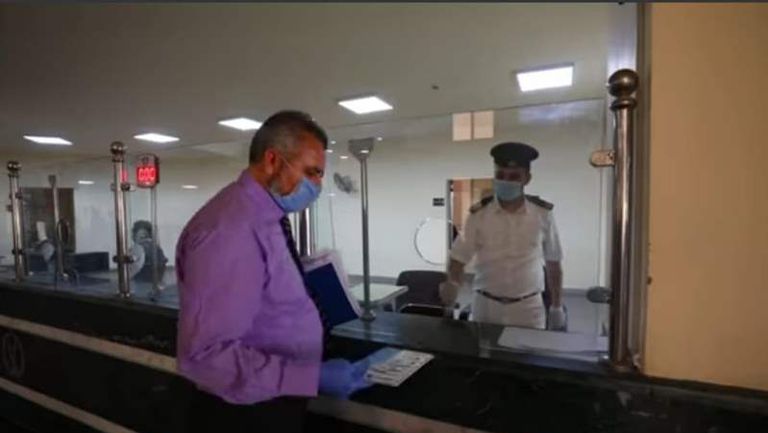 بعد فتح التراخيص.. مواطنون يشيدون بجهود الداخلية والالتزام بالإجراءات الوقائية