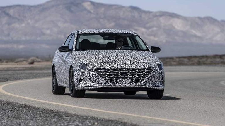 صور تجسسية لسيارة هيونداي إلنترا النسخة N موديل 2021