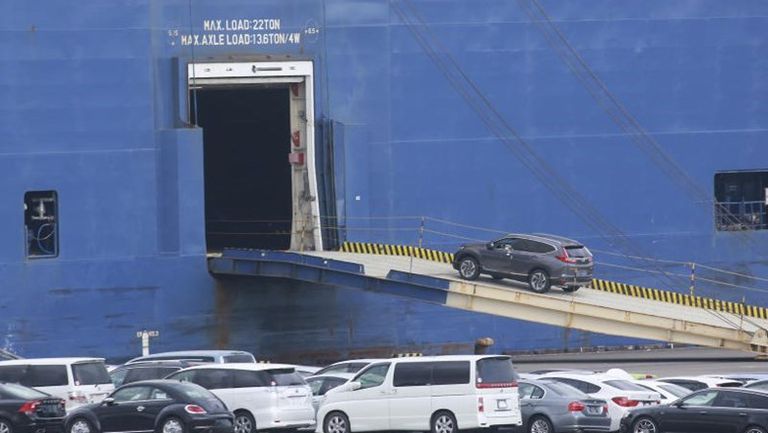 اليابان تحظر تصدير السيارات الفاخرة إلى روسيا