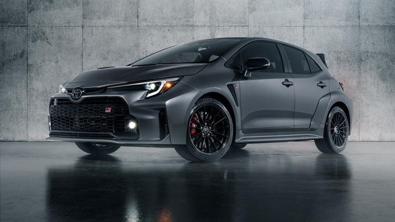 تويوتا جي آر كورولا