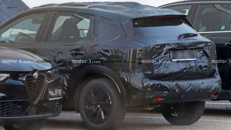 نيسان جوك الجديدة تظهر في صور تجسسية خلال اختبارها 1