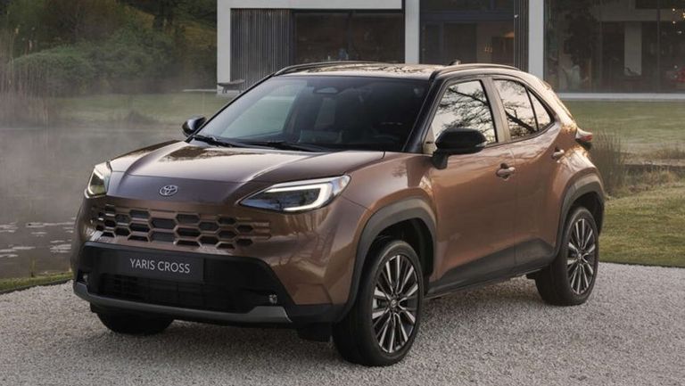 تويوتا ياريس كروس فيس ليفت -1