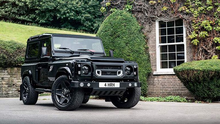 2018-Kahn-Design-Land-Rover-Defender-Flying-Huntsman-910